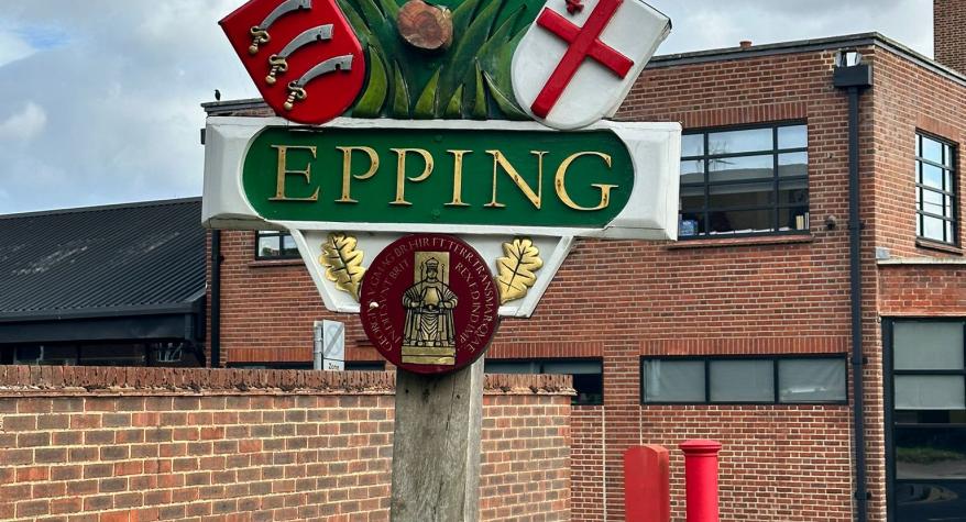 Epping town sign